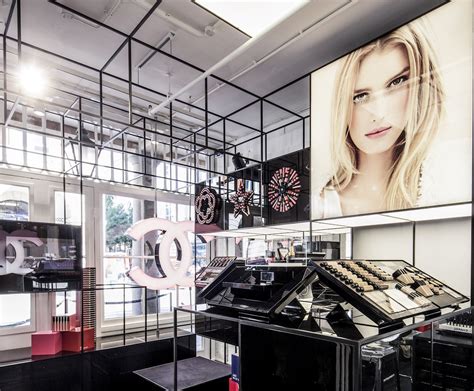 chanel beauty pop up|pop up store Chanel beauty.